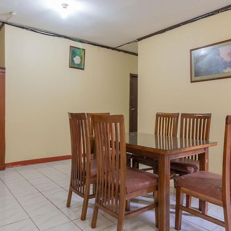 Reddoorz Near Pondok Indah Water Park Джакарта Экстерьер фото